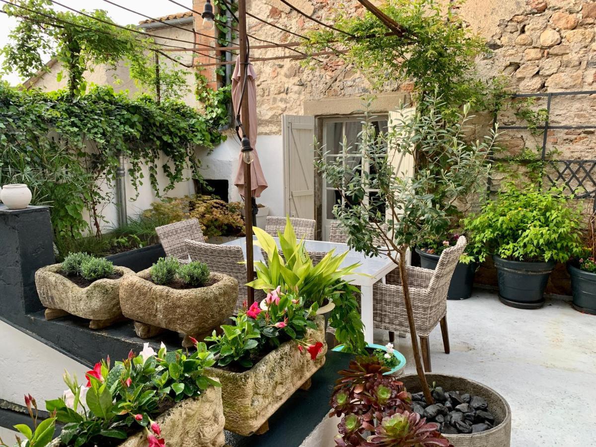 L'Ancienne Boulangerie Bed and Breakfast Caunes-Minervois Exteriör bild